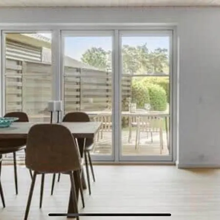Botostrand Anneks Apartamento